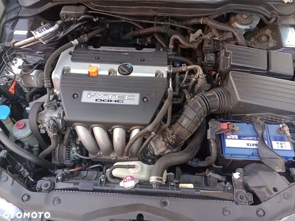 Honda Accord 2.0 Executive - 9