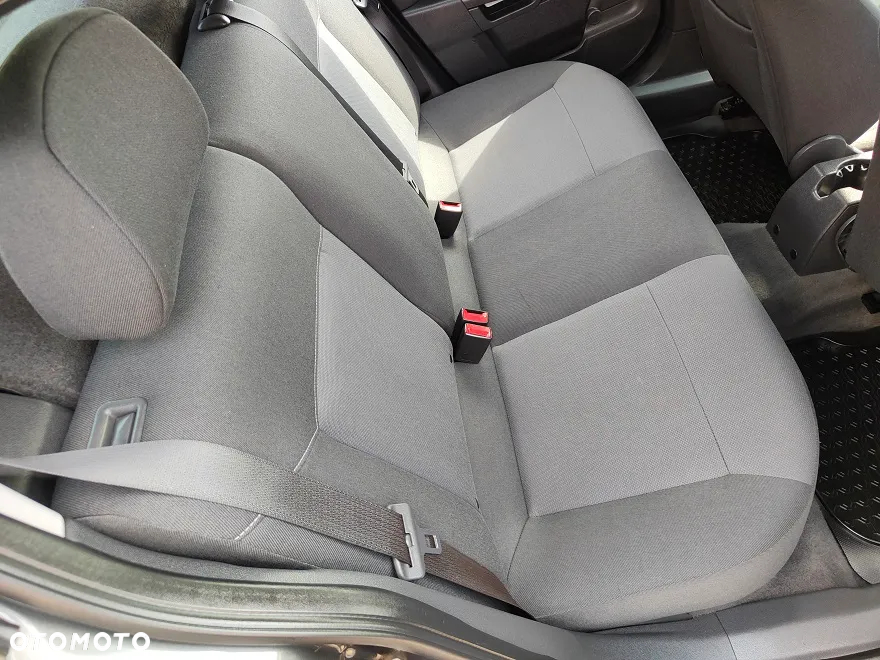 Opel Astra III 1.6 - 14