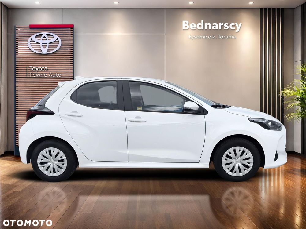 Toyota Yaris - 8