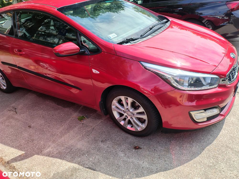 Kia ProCeed 1.4 M - 2