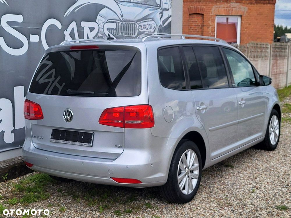 Volkswagen Touran - 3