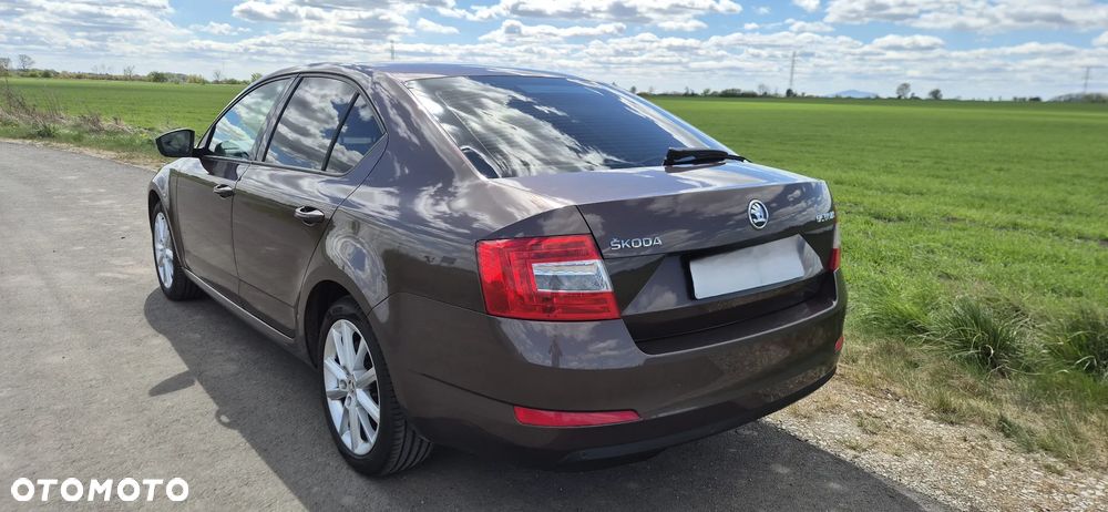 Skoda Octavia 1.4 TSI Ambition - 6