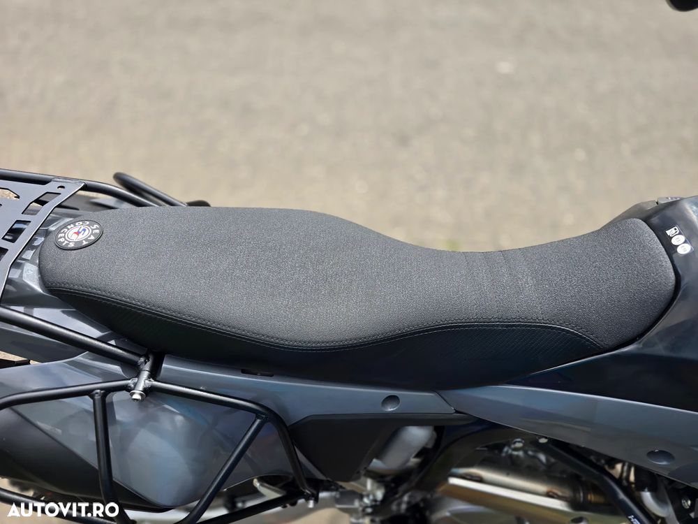 Suzuki DR-Z 400S - 12