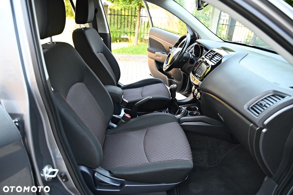 Mitsubishi ASX 1.6 Intense Plus Navi - 24