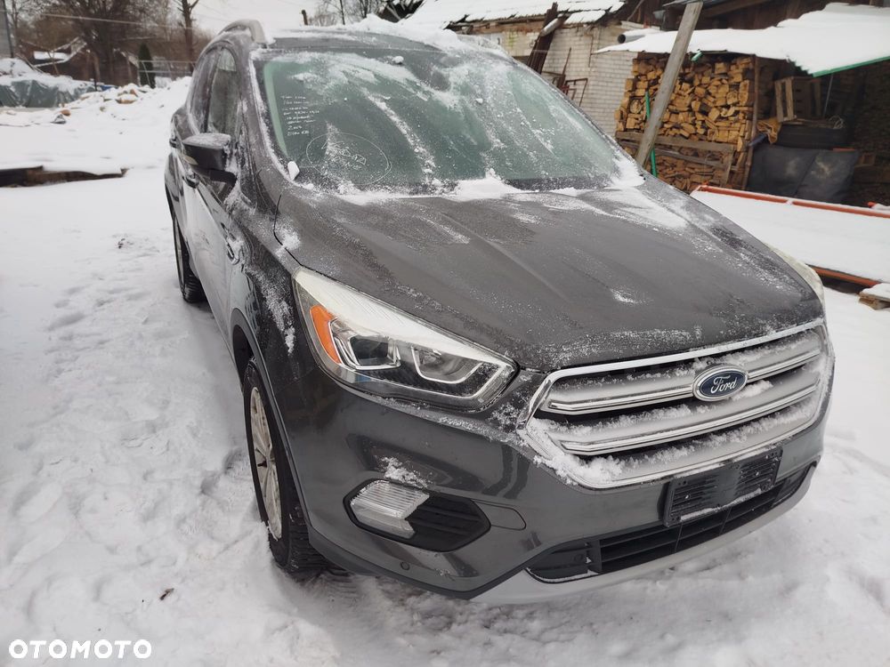 Ford Kuga 1.5 EcoBoost 2x4 SYNC - 3