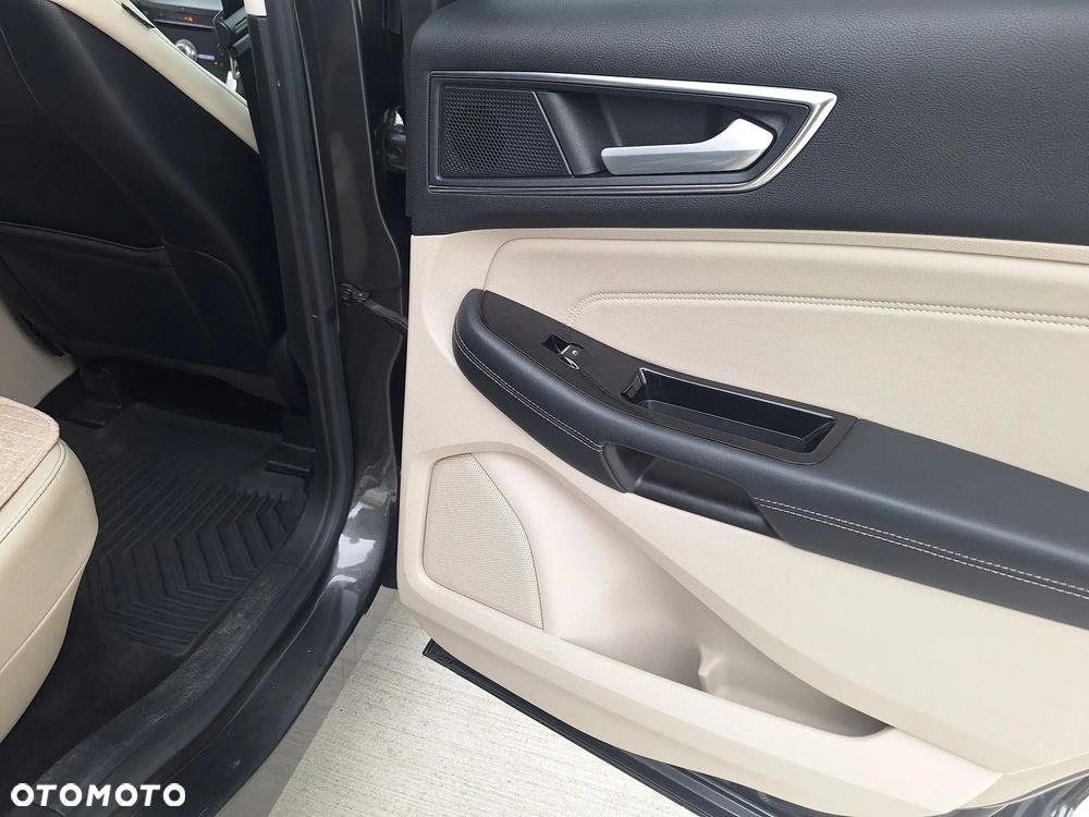 Ford Edge - 22