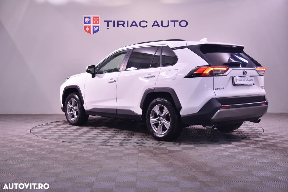 Toyota RAV4 - 3