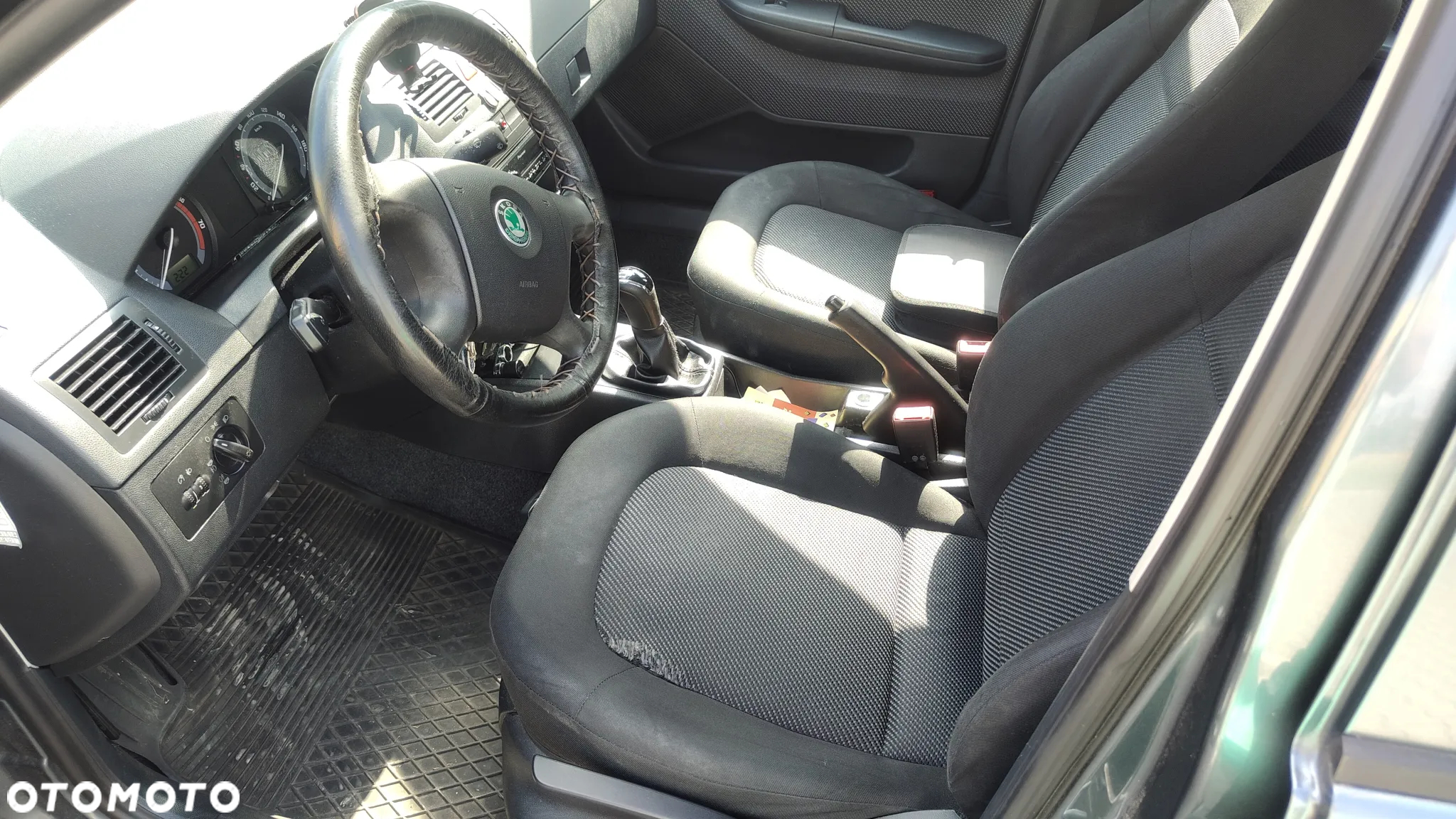 Skoda Fabia 1.4 16V Ambiente - 12