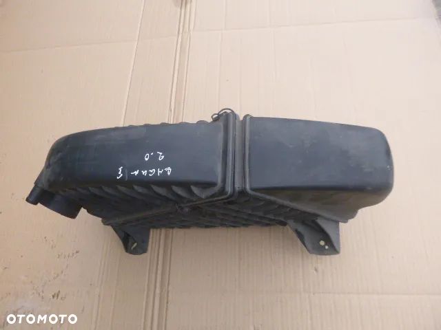 OBUDOWA FILTRA POWIETRZA RENAULT LAGUNA I 2.0 8V - 7