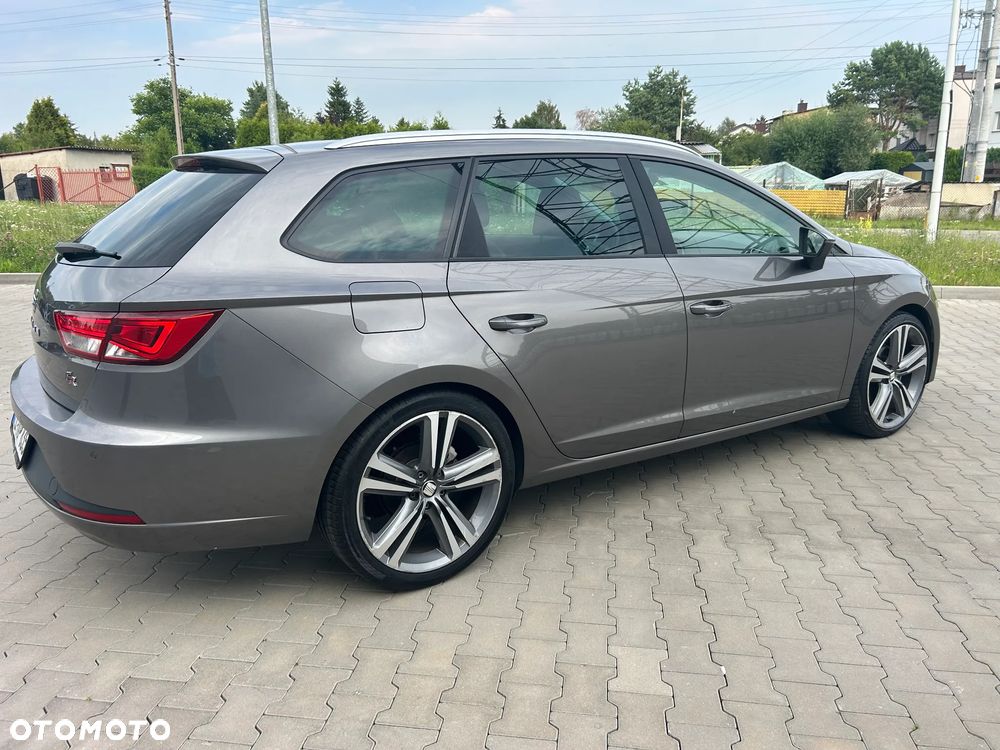 Seat Leon 2.0 TDI DPF Ecomotive FR - 10