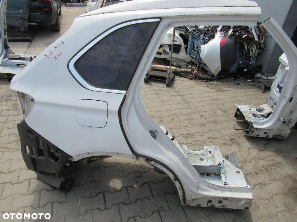 BMW X5 F15 2015 Tył prawa Ćwiartka - 1