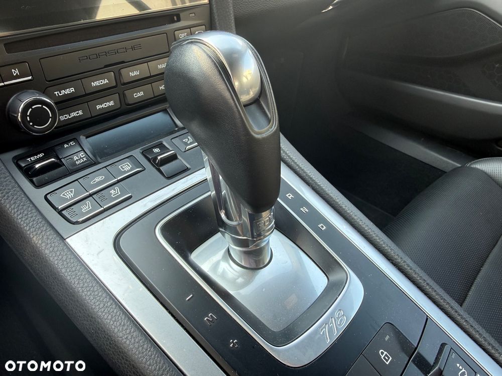 Porsche 718 Cayman GPF PDK - 11