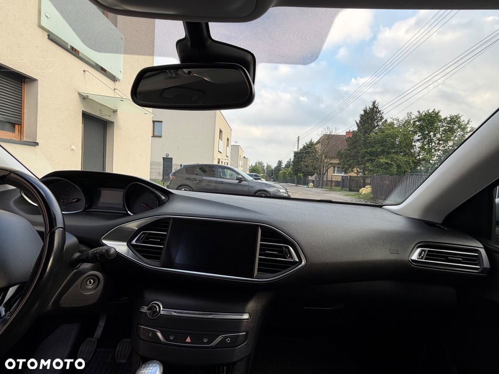 Peugeot 308 1.5 BlueHDi Active S&S - 19