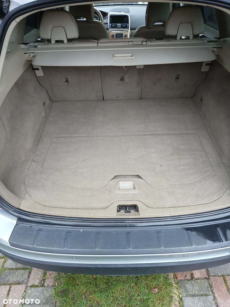 Volvo XC 60 D5 AWD Base - 12