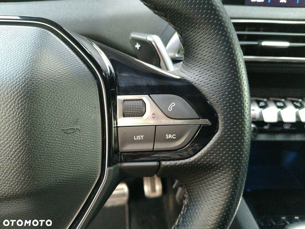 Peugeot 3008 1.6 PureTech GPF GT Line S&S EAT8 - 33