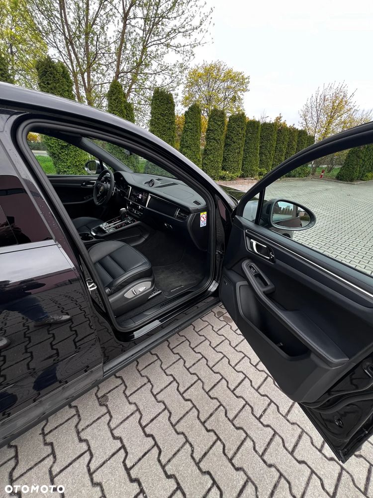 Porsche Macan T - 23