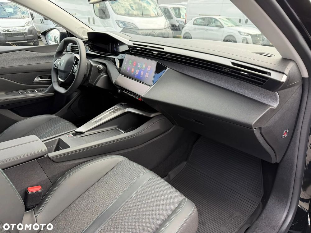 Peugeot 308 1.2 PureTech Allure Pack S&S EAT8 - 15