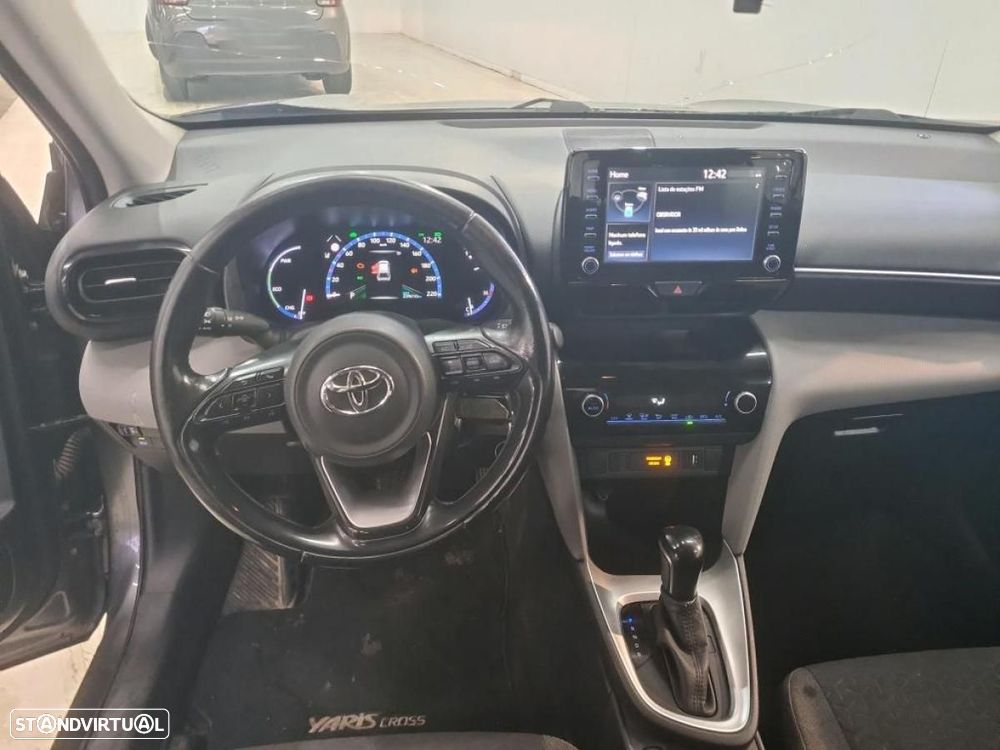 Toyota Yaris Cross 1.5 HDF Comfort Plus - 3