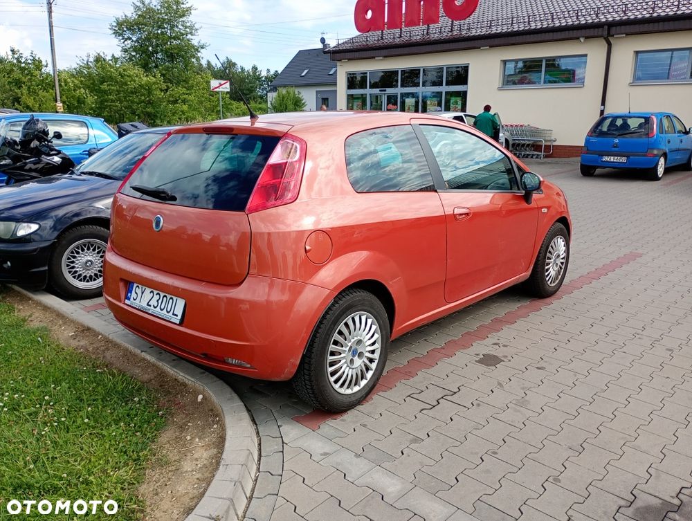 Fiat Grande Punto - 7