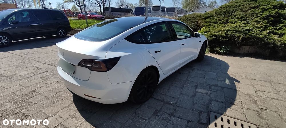 Tesla Model 3 Standard Reichweite Plus Hinterradantrieb - 4