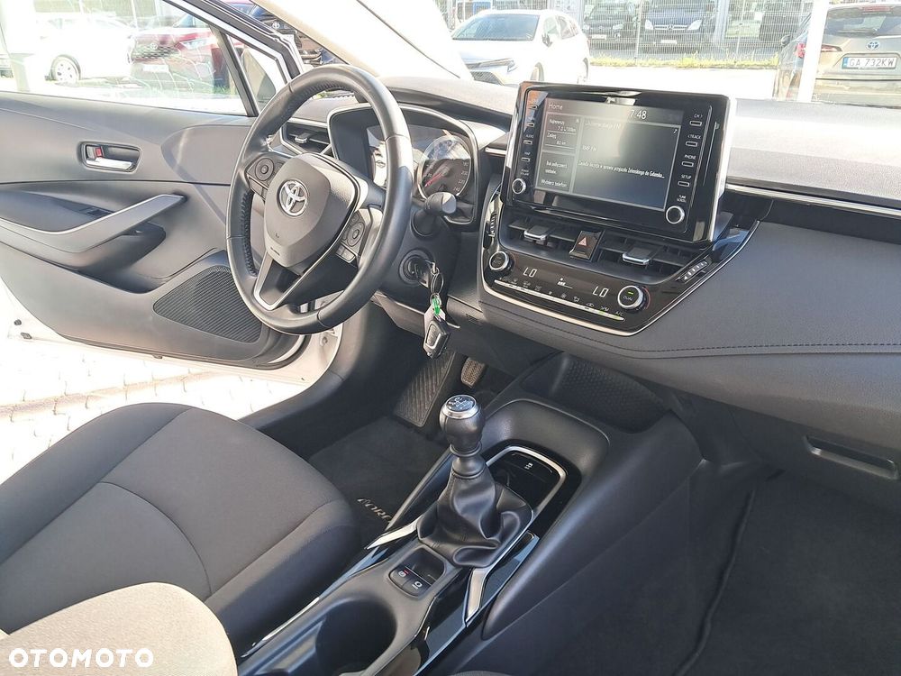 Toyota Corolla - 29