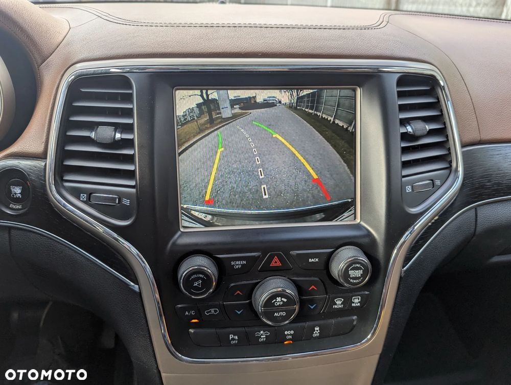 Jeep Grand Cherokee 5.7 V8 Overland Summit EU6 - 21