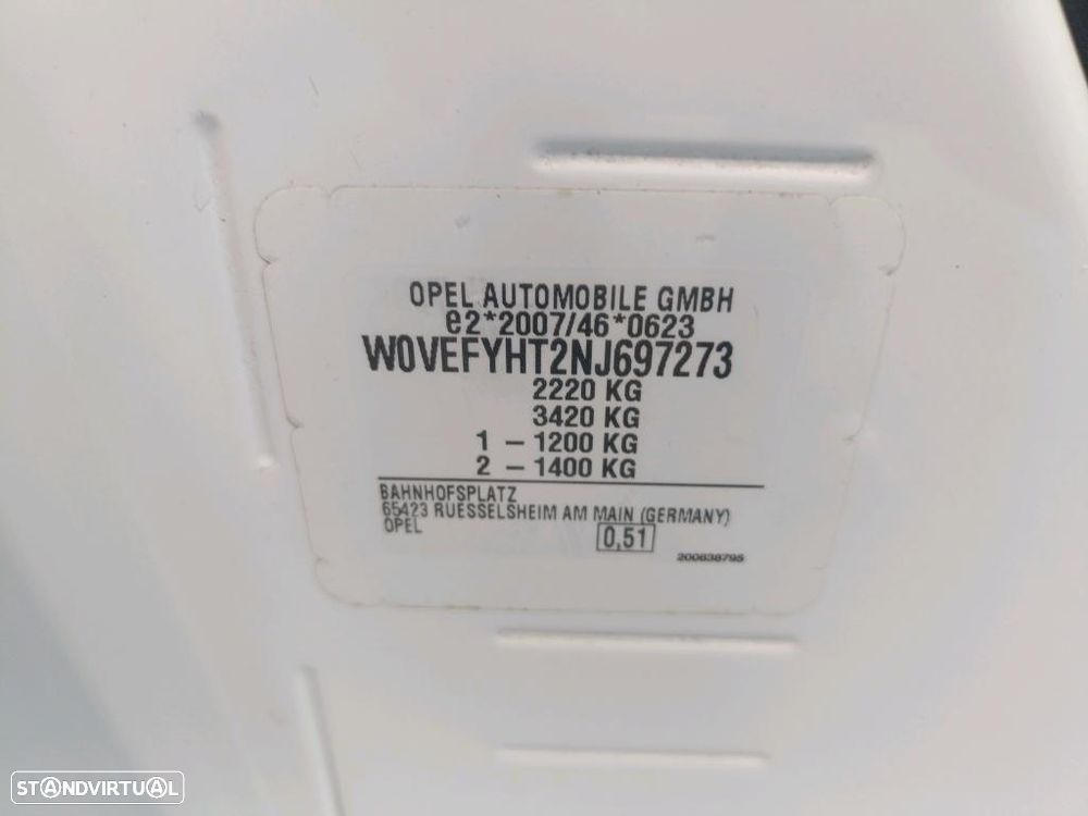 Opel COMBO LONGA 3 LUGARES C/ECRAN CX.6 VELOCIDADES - 15