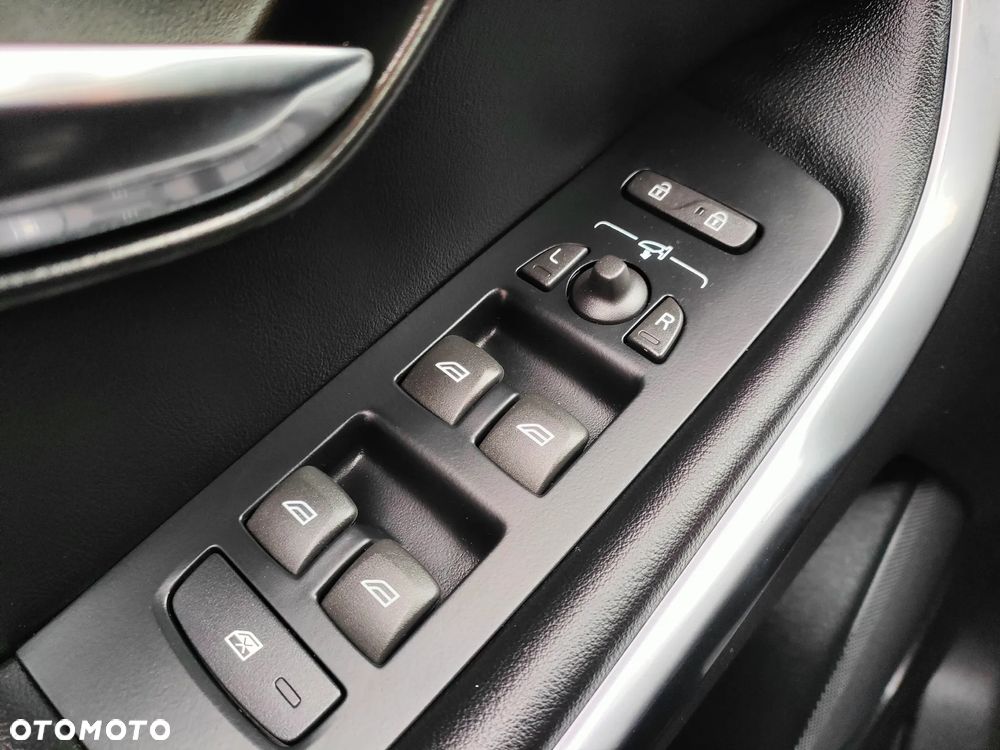 Volvo V40 D2 Ocean Race - 24