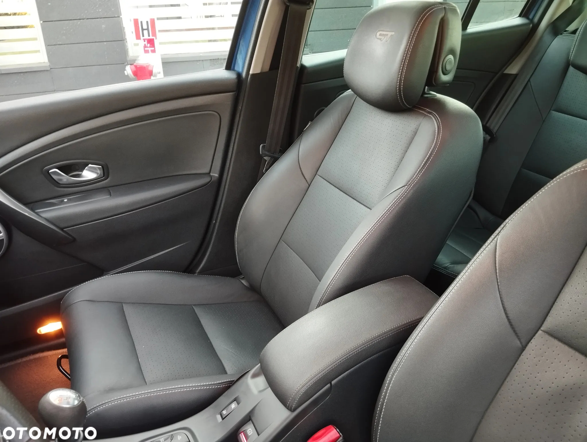 Renault Megane TCe 180 GT - 21
