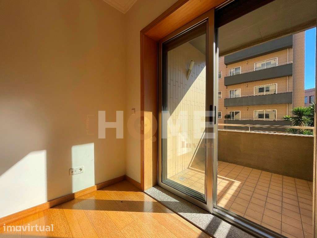 T2 c/L.garagem - Junto ao Continente Ramalde e Metro|Porto - Grande imagem: 5/42