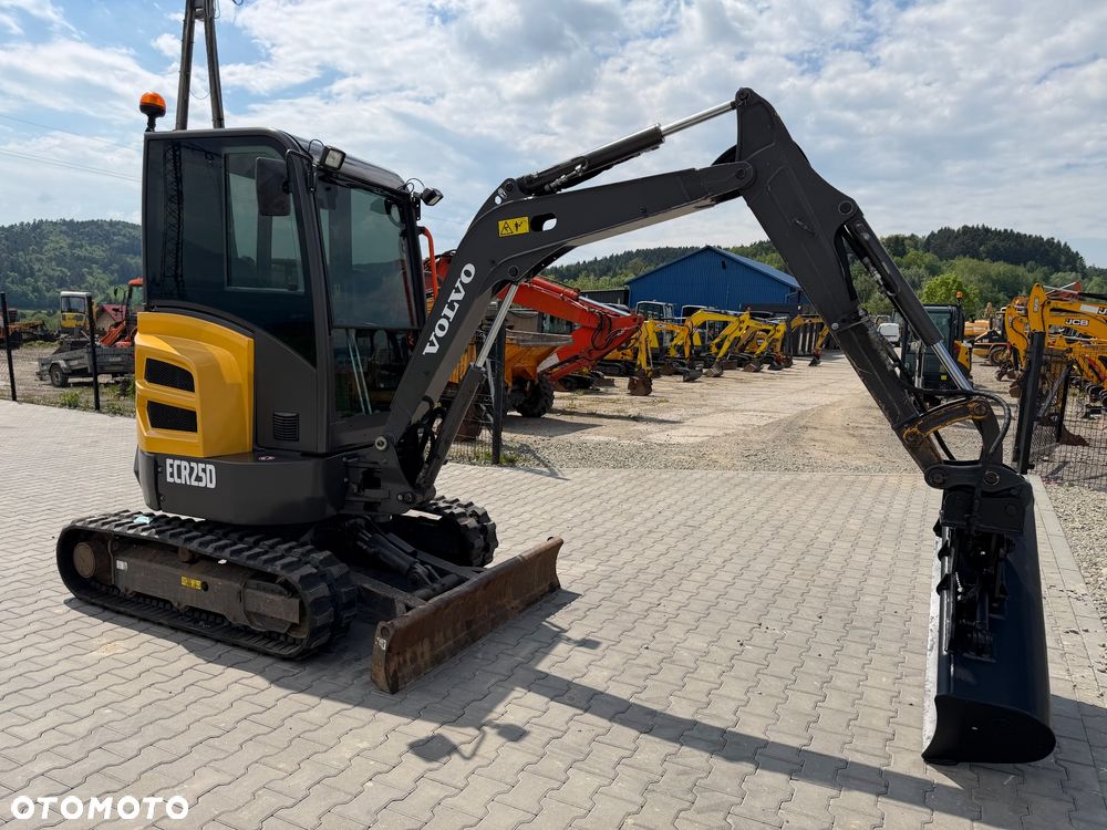 Volvo ECR25D - 8
