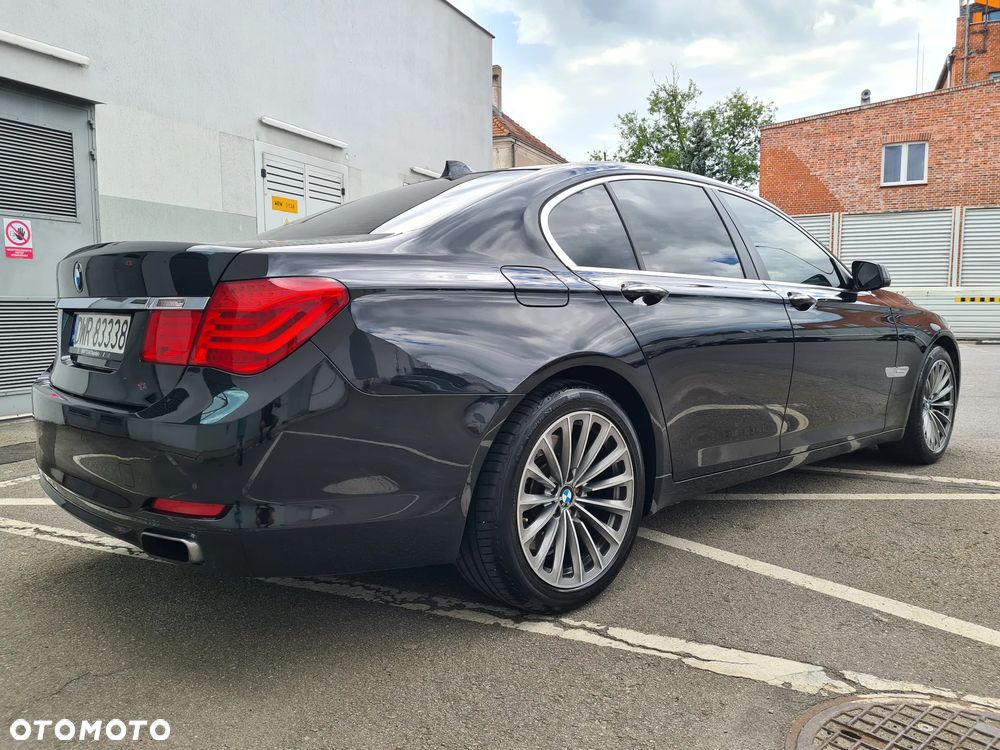 BMW Seria 7 - 13