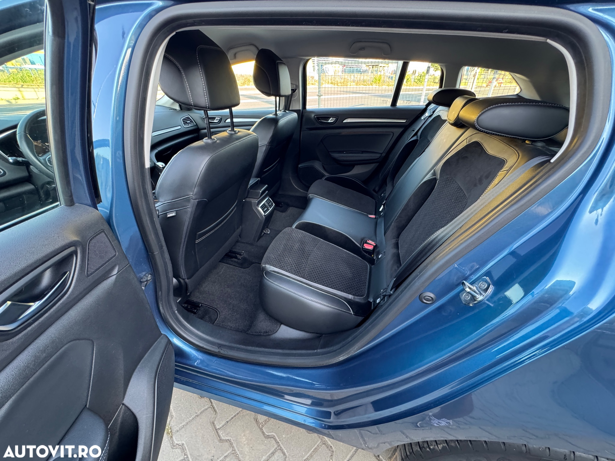 Renault Megane Grandtour ENERGY dCi 110 INTENS - 33