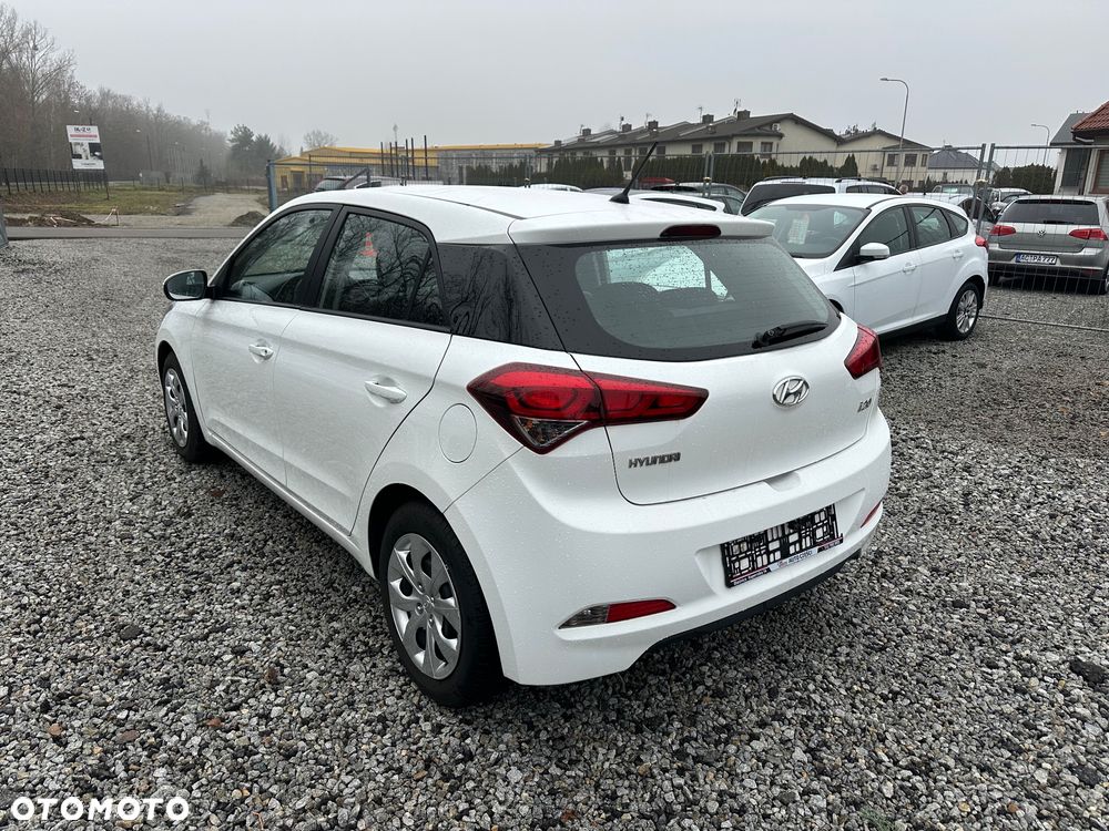 Hyundai i20 1.2 - 5