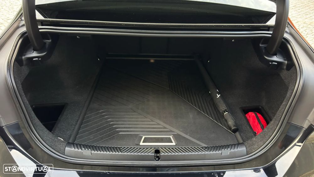 BMW i5 eDrive40 - 7