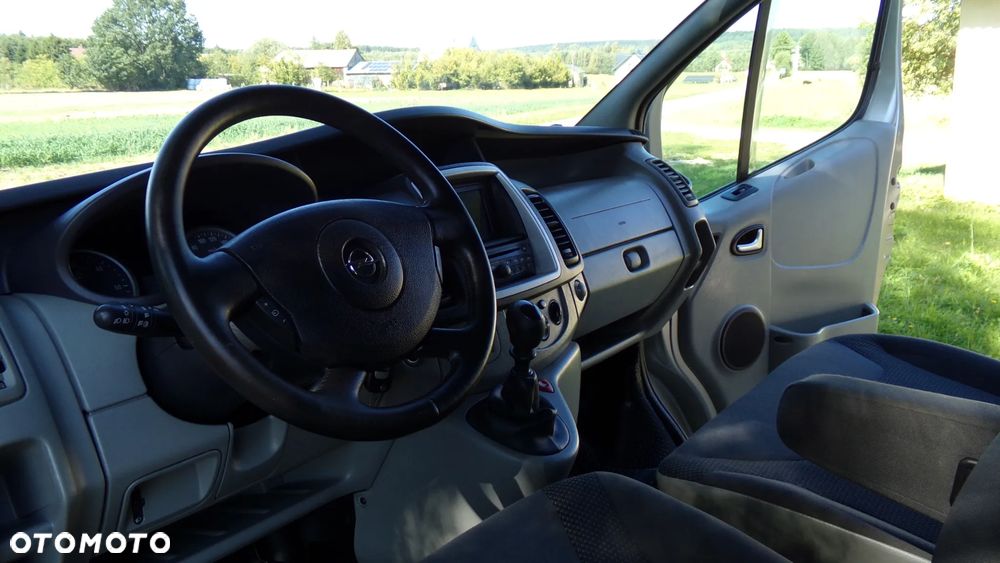 Opel VIVARO 2.5 150KM * LONG * KLIMA * NAVI * NISKI PRZEBIEG ! WZOROWY STAN ! - 20