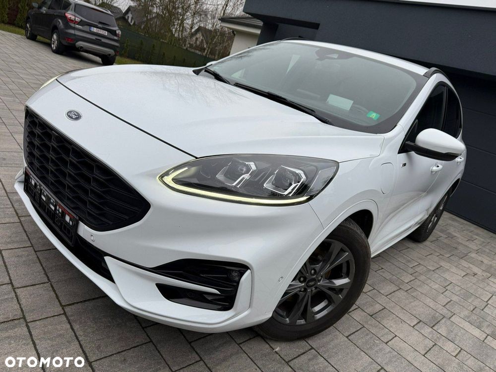 Ford Kuga - 2