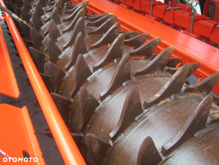 Kuhn HRB 303D + Integra 3003 GII - 12