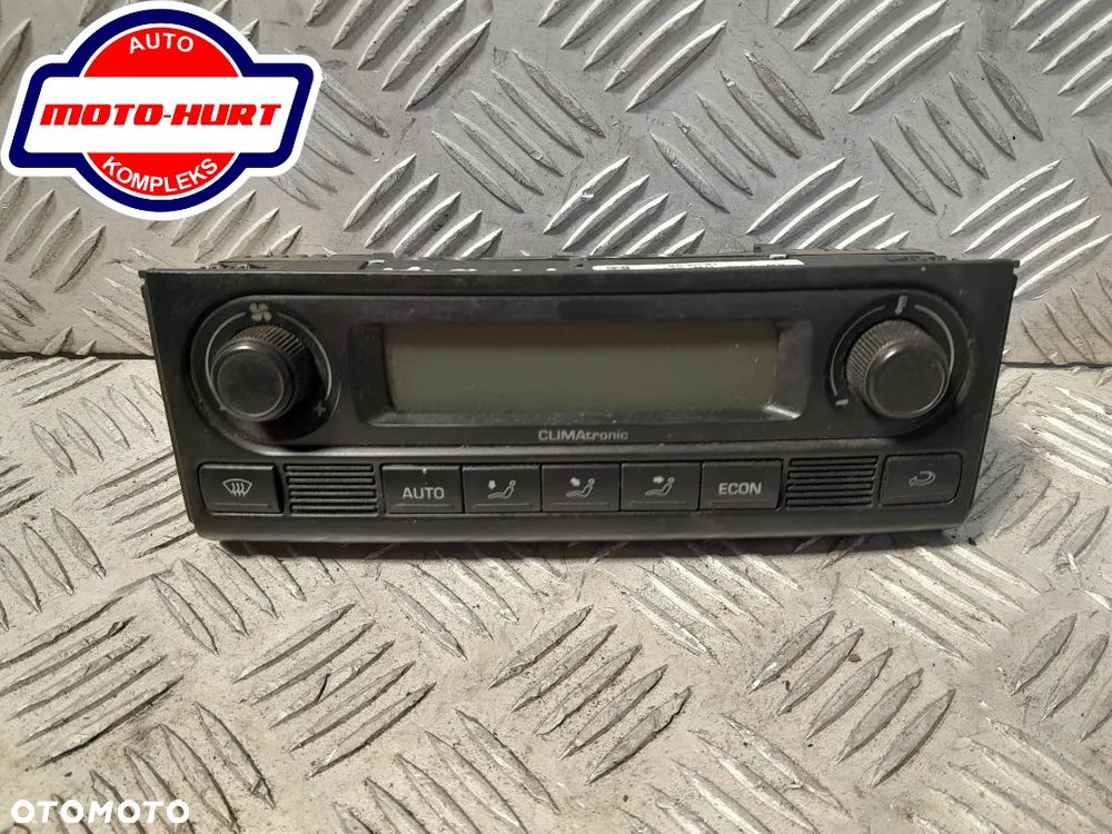 PANEL NAWIEWU KLIMATYZACJI VOLKWAGEN T5 5J0907044A - 1