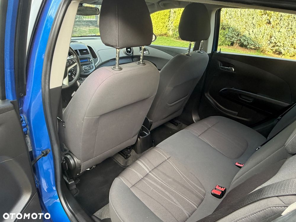 Chevrolet Aveo 1.6 LTZ S/S - 27