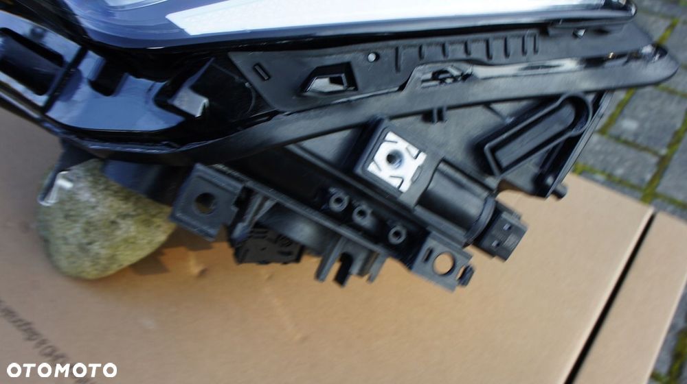 PRZEDNIA LEWA LAMPA SEAT LEON IV 4 FULL LED - 6