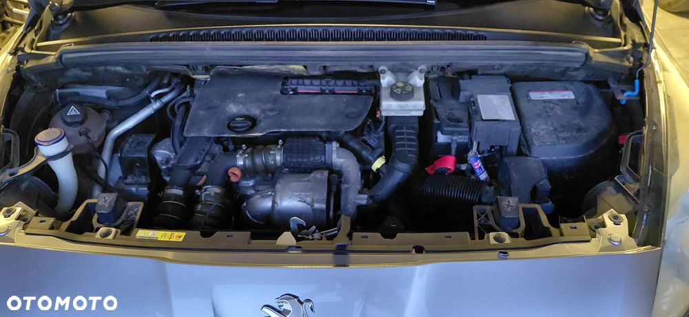 Peugeot 5008 BlueHDI 120 Stop & Start Style - 8