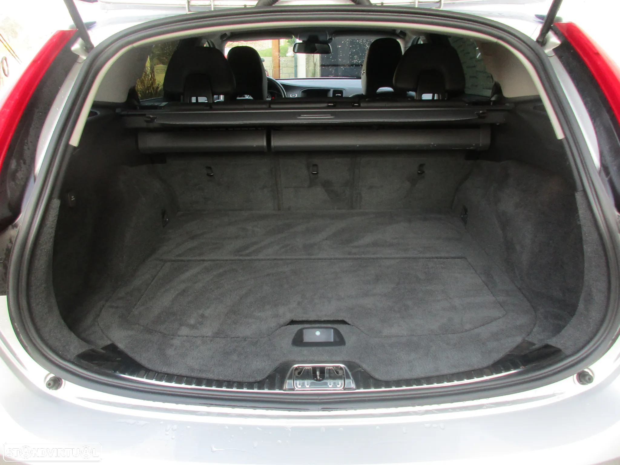 Volvo V60 2.0 D4 Momentum - 7