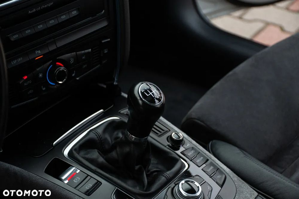 Audi A4 Limousine 2.0 TFSI Quattro - 37