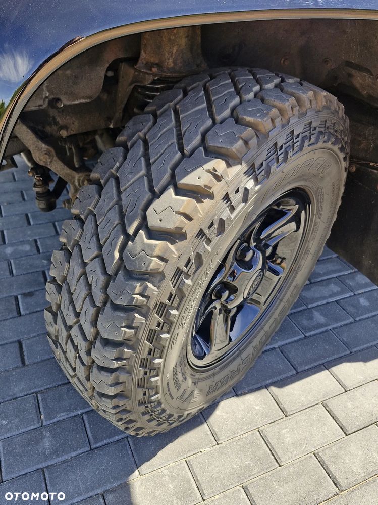 Land Rover Defender 2.2 TD4 E - 24