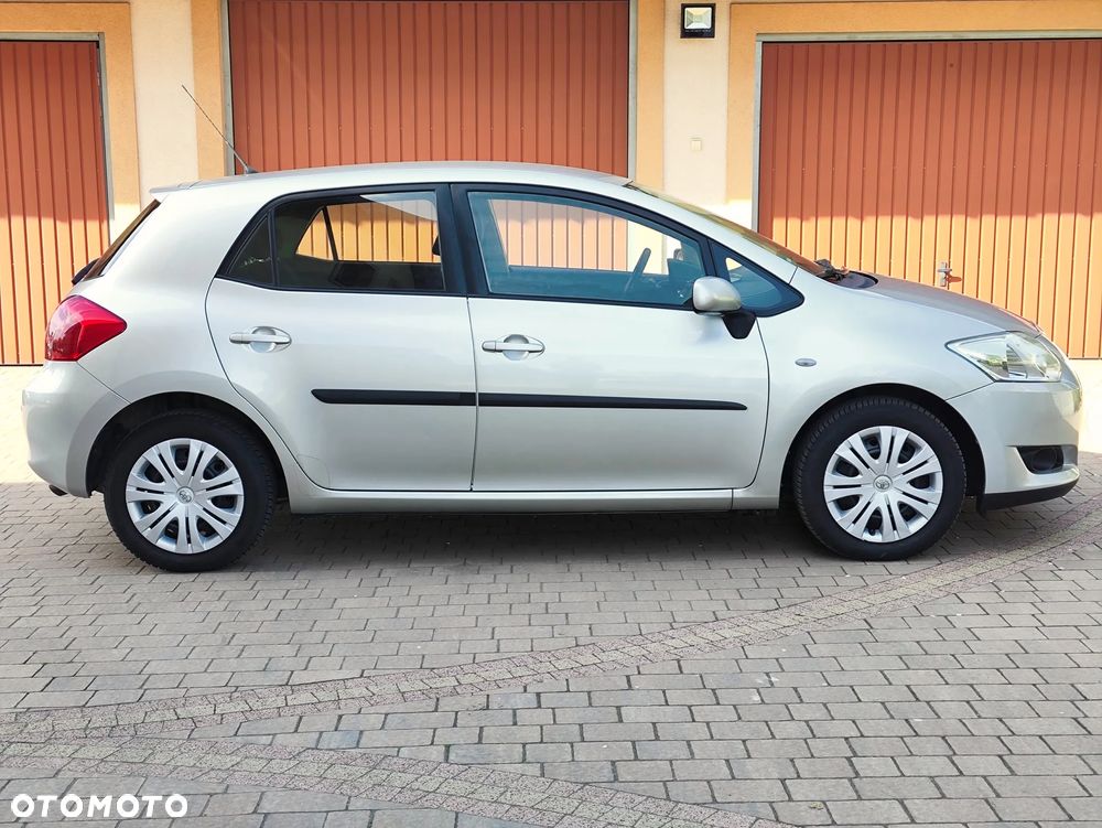 Toyota Auris 1.6 VVT-i Sol - 13