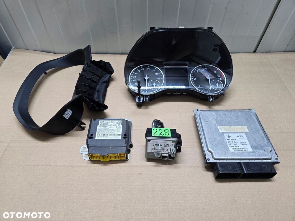 KOMPUTER ZESTAW STARTOWY 200 CDI 100KW A2469058501 A6519007600 A2469006911 - 1