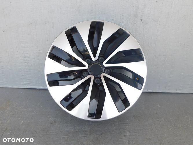 VW PASSAT B7 7,5Jx17 ET47 5x112 felga aluminiowa - 1