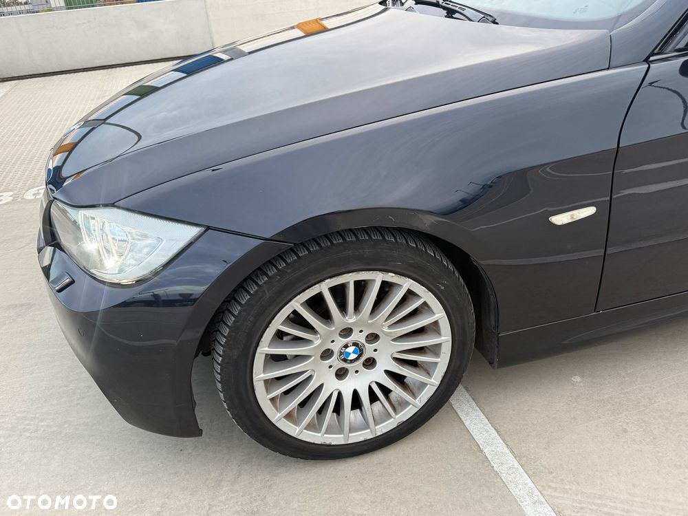 BMW Seria 3 320i - 10