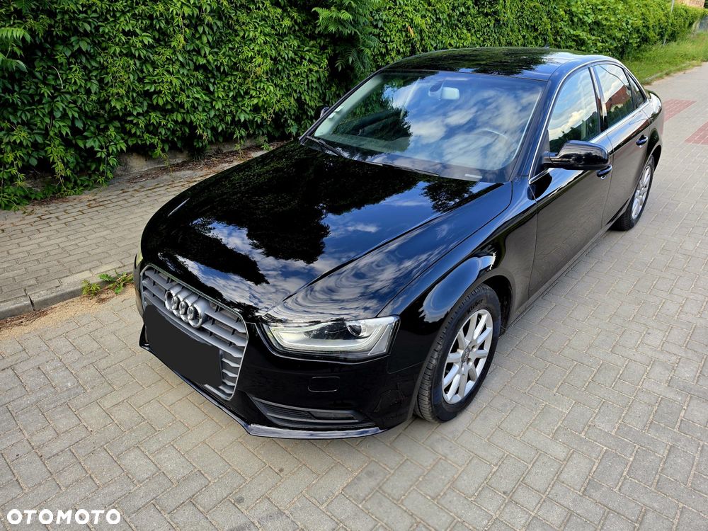 Audi A4 Limousine - 2